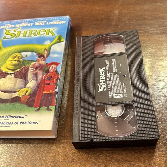 Dreamworks Special Edition Shrek VHS - Picture 2 of 3